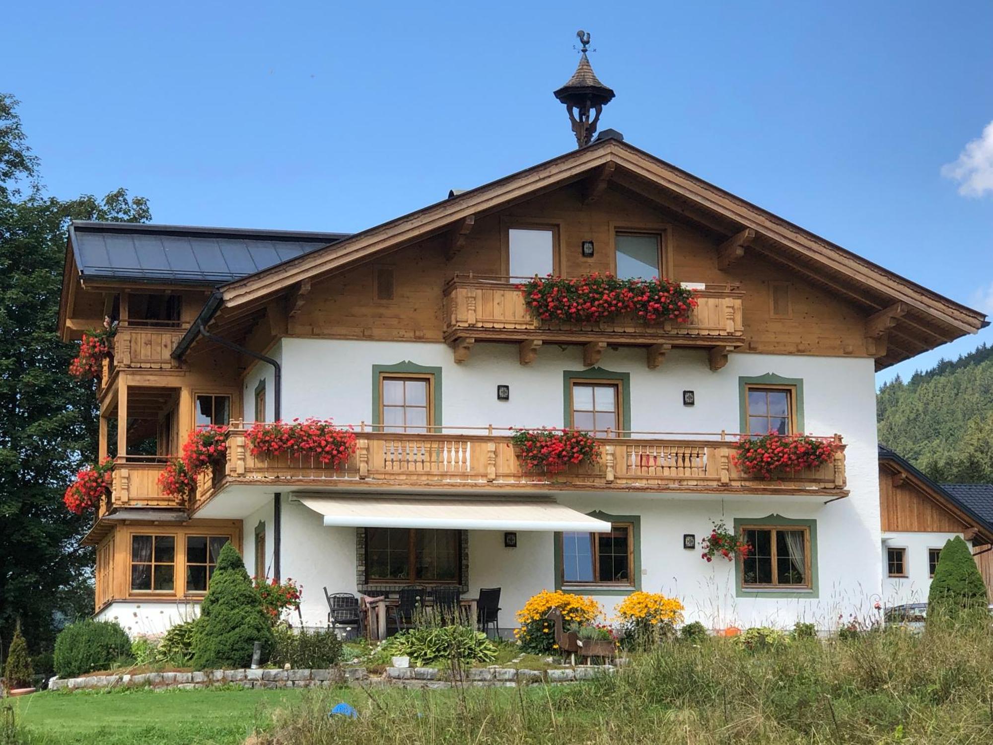 Hotel Haus Hirschpoint Faistenau Esterno foto